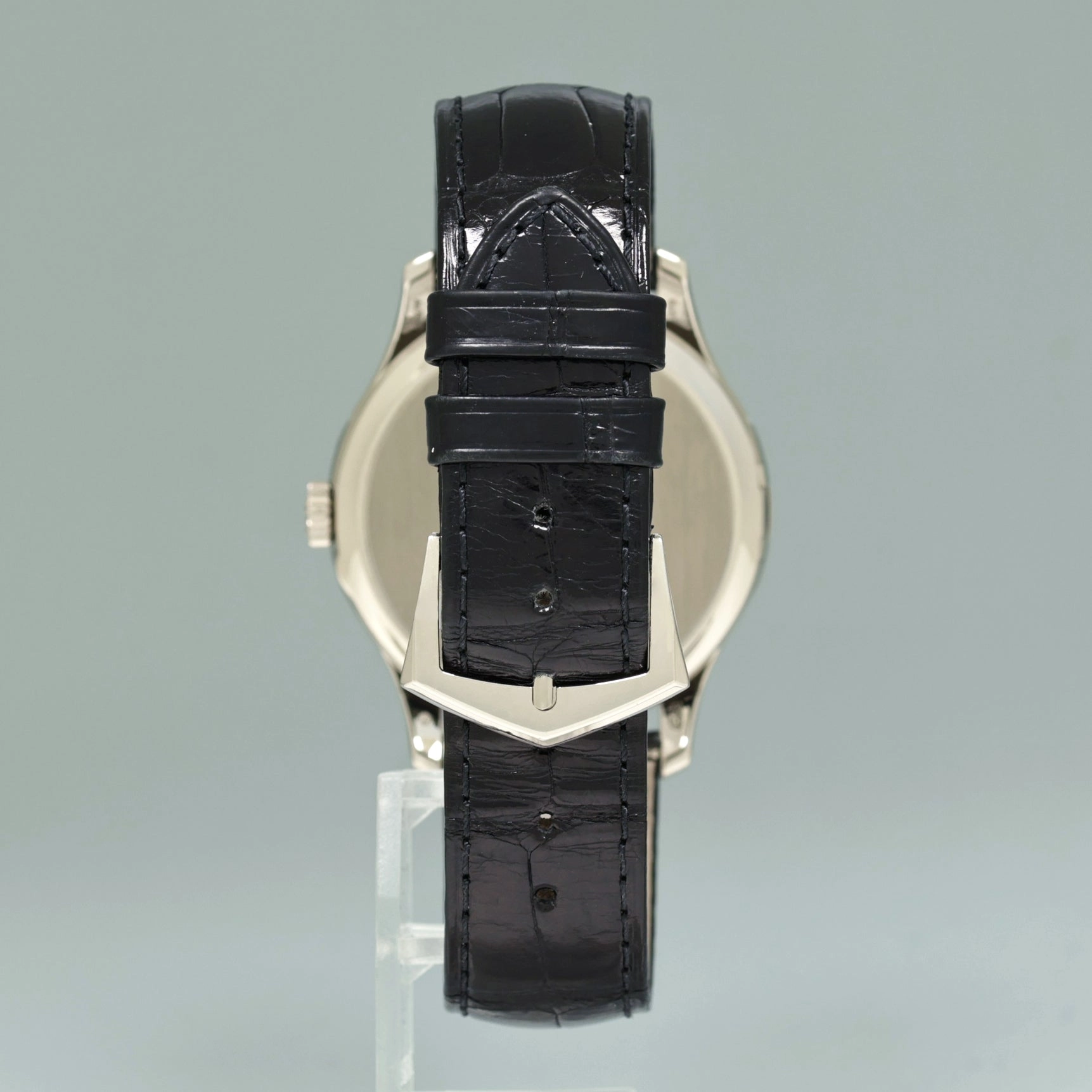 2020 MINT Patek Philippe Calatrava 5227G 39mm White Gold Leather Black Dial Watch