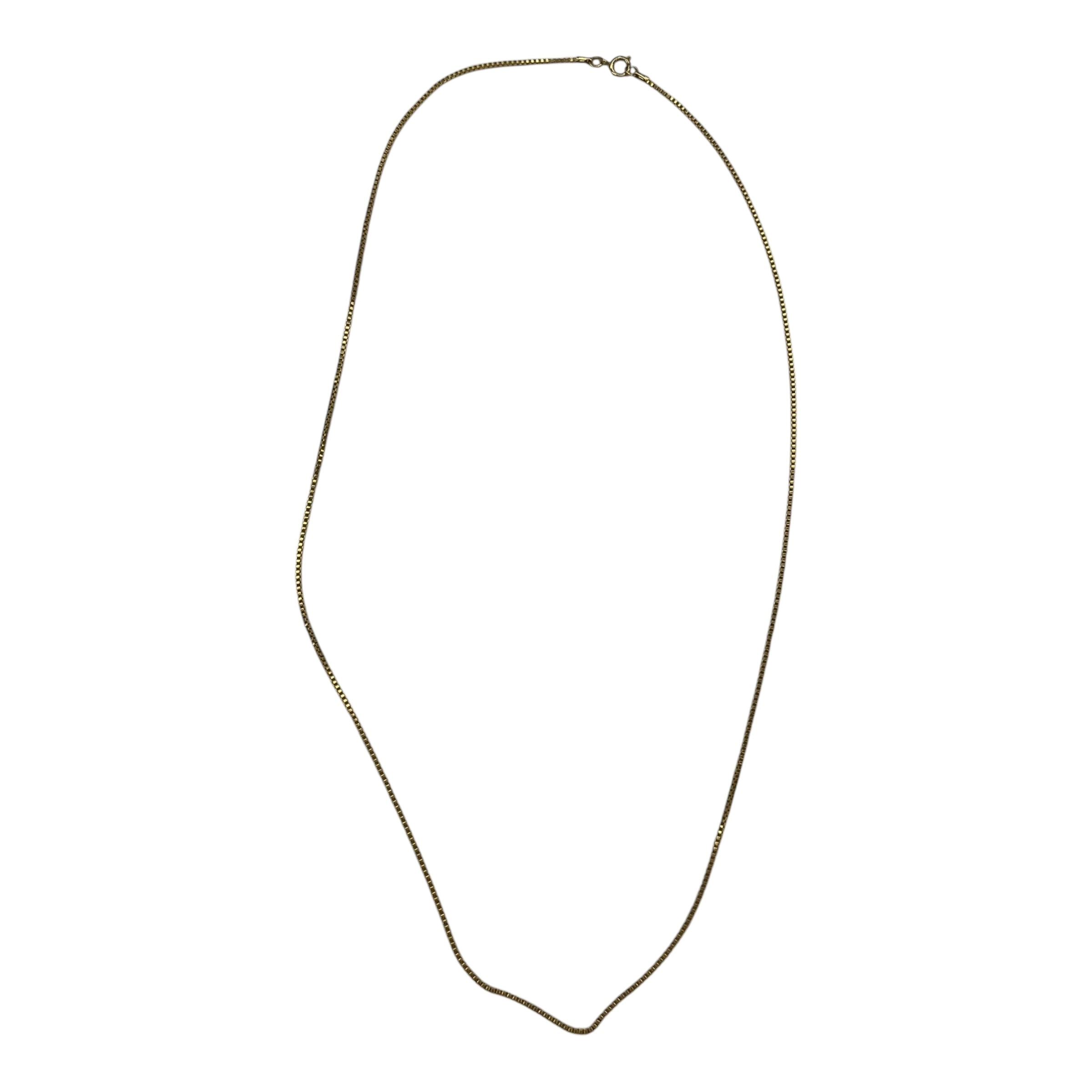 Necklace Chain By Clothes Mentor In Gold