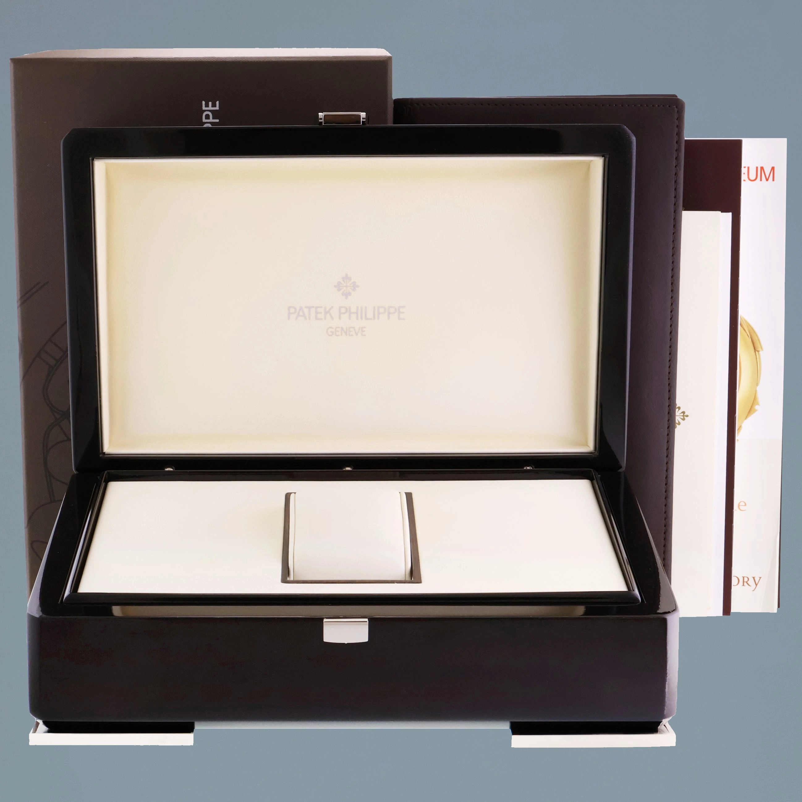 PAPERS MINT Patek Philippe 5960G White Gold Chrono Blue Calendar 40.5mm Watch