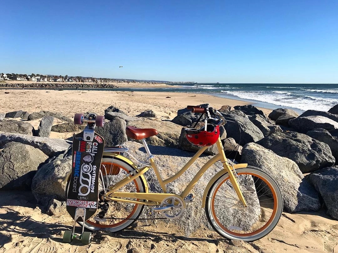 sixthreezero EVRYjourney Men's 7 Speed Touring Hybrid Bike
