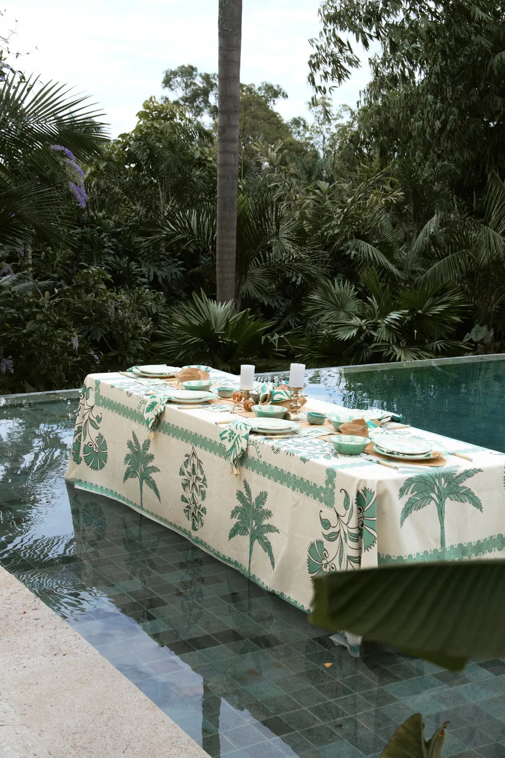 Suzani Amazónico Tablecloth