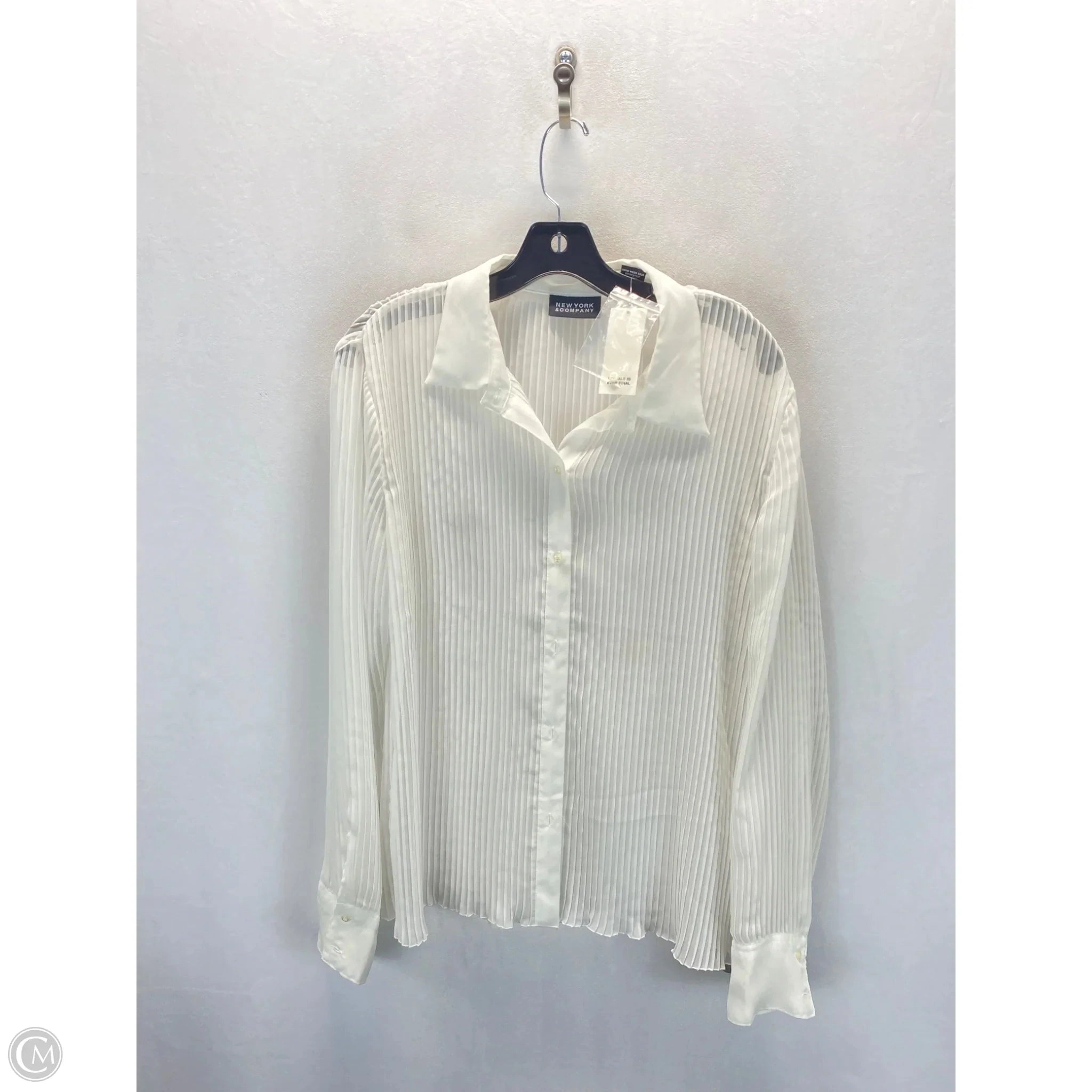Top Long Sleeve Basic By New York And Co In White, Size: L